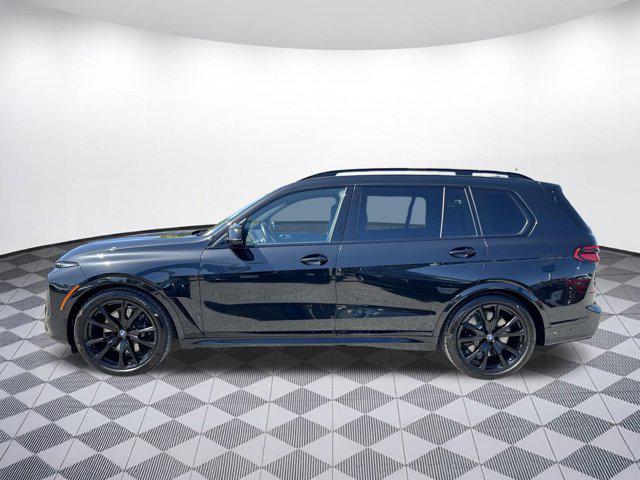 Photo of 2025 Black Sapphire Metallic BMW X7