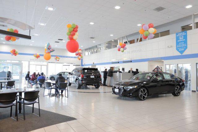 Photo of 2023 Wolf Gray Kia K5
