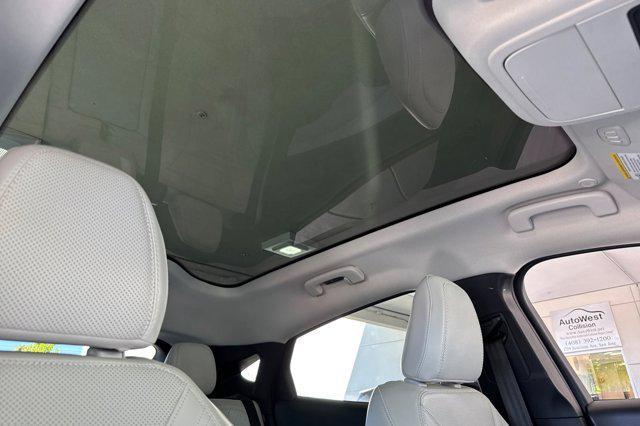 Photo of 2021 Space White Metallic Ford Mustang Mach-E