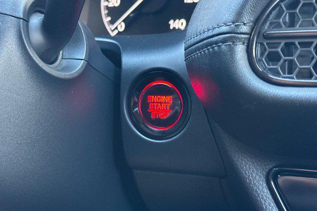Photo of 2023 Platinum White Pearl Honda HR-V