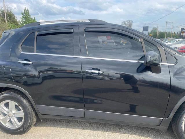 Photo of 2019 Black Chevrolet Trax
