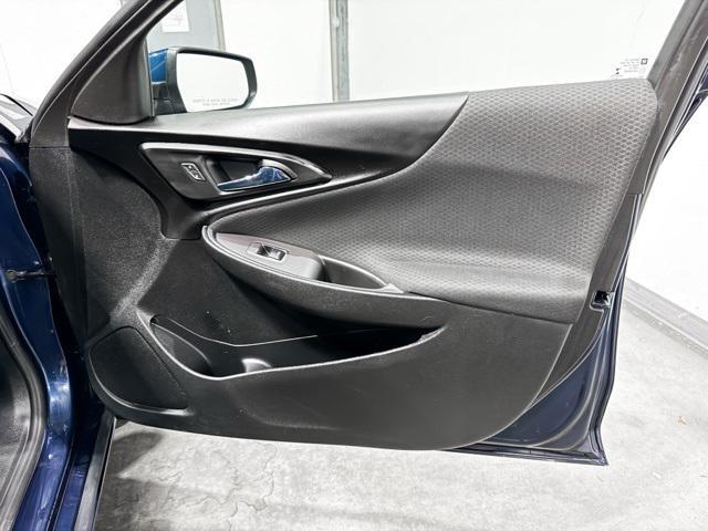 Photo of 2021 Northsky Blue Metallic Chevrolet Malibu