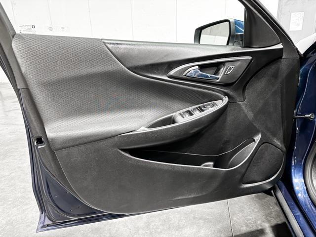 Photo of 2021 Northsky Blue Metallic Chevrolet Malibu