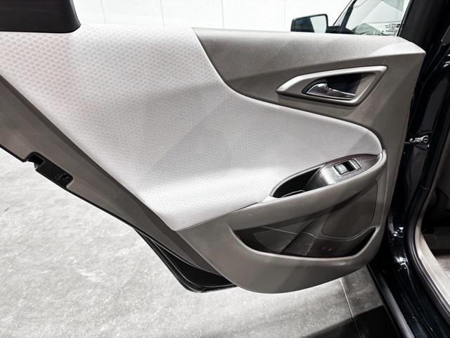 Photo of 2020 Mosaic Black Metallic Chevrolet Malibu