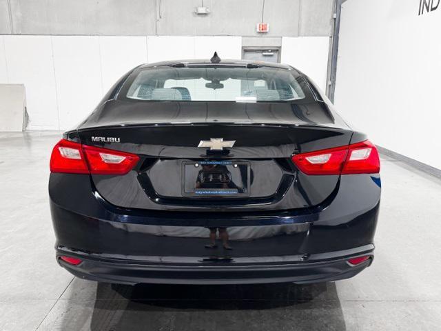 Photo of 2020 Mosaic Black Metallic Chevrolet Malibu