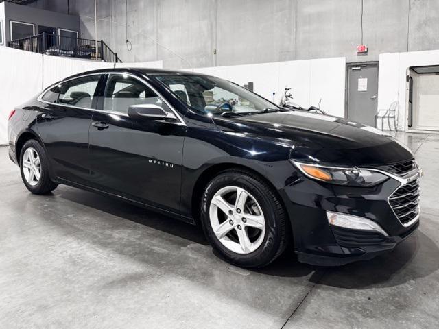 Photo of 2020 Mosaic Black Metallic Chevrolet Malibu