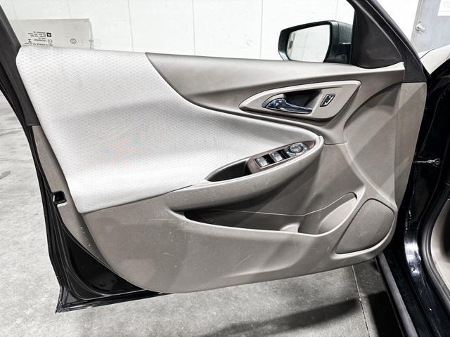 Photo of 2020 Mosaic Black Metallic Chevrolet Malibu
