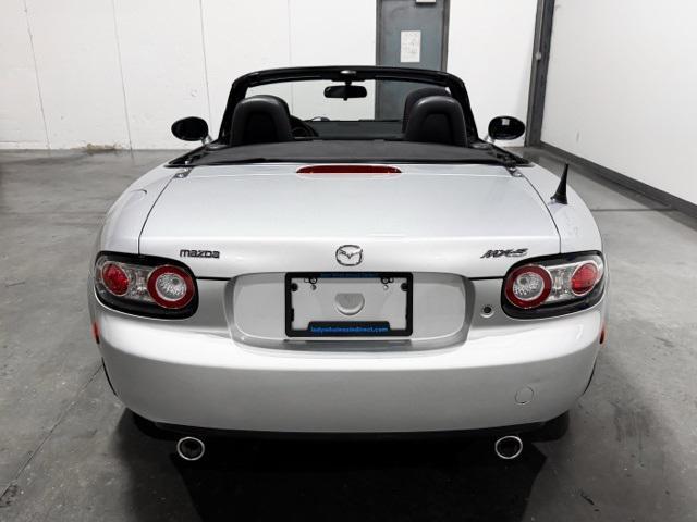 Photo of 2008 Sunlight Silver Metallic Mazda MX-5 Miata
