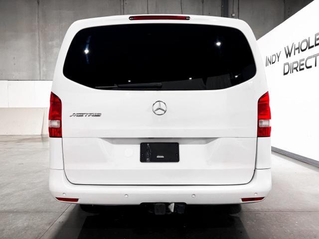 Photo of 2016 Arctic White Mercedes-Benz Metris