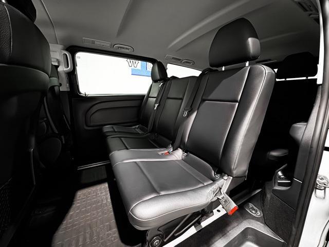 Photo of 2016 Arctic White Mercedes-Benz Metris