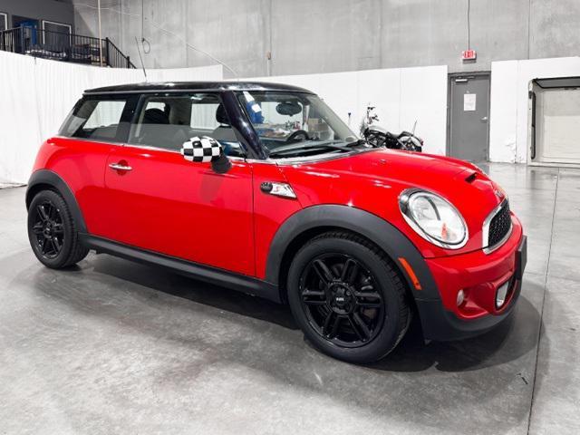 Photo of 2013 Chili Red MINI Hardtop