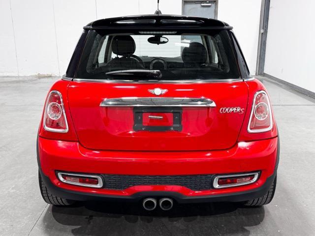 Photo of 2013 Chili Red MINI Hardtop
