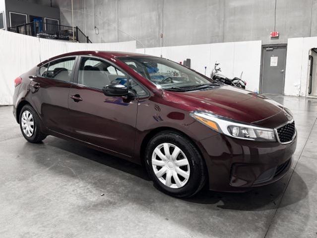 Photo of 2017 Garnet Red Kia Forte