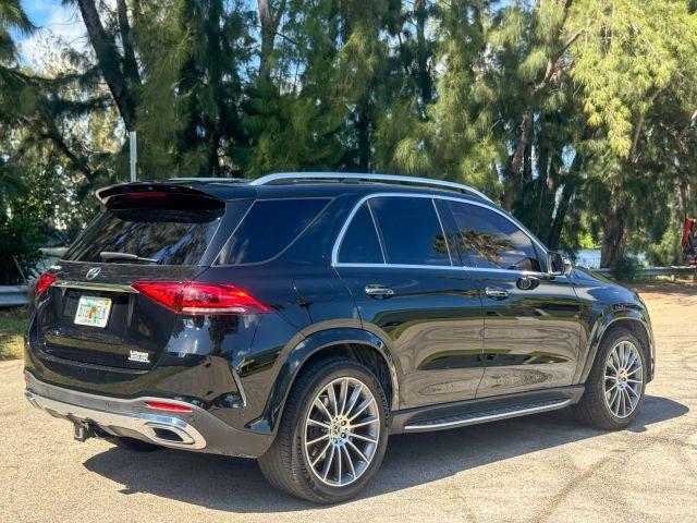 Photo of 2021 Black Mercedes-Benz GLE 350