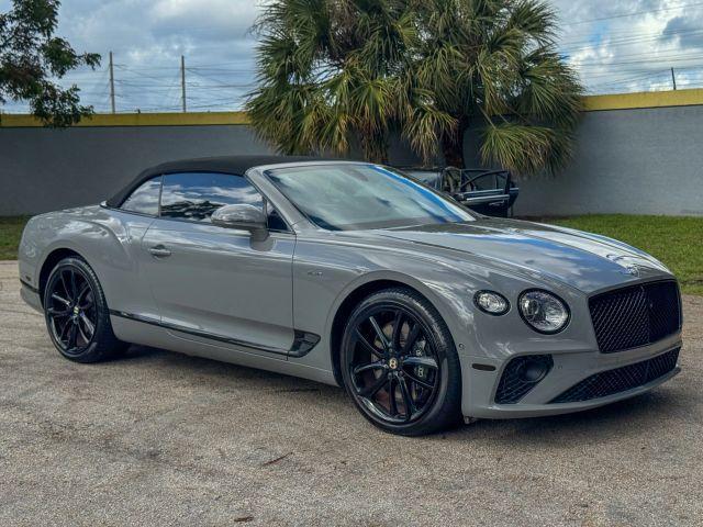 Photo of 2023 Gray Bentley Continental GT