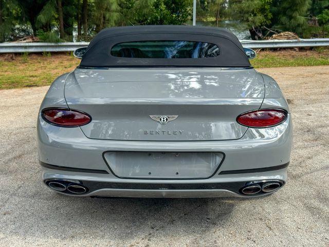 Photo of 2023 Gray Bentley Continental GT