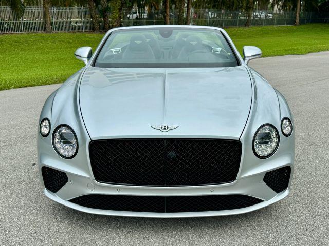 Photo of 2020 Silver Bentley Continental GT