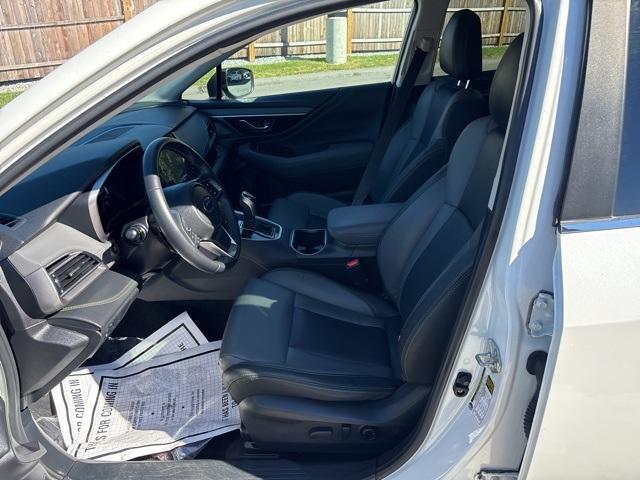 Photo of 2020 Crystal White Pearl Subaru Outback