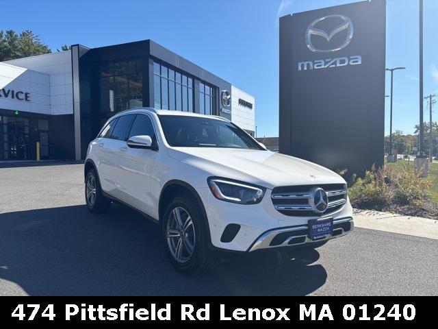 Photo of 2022 White Mercedes-Benz GLC 300