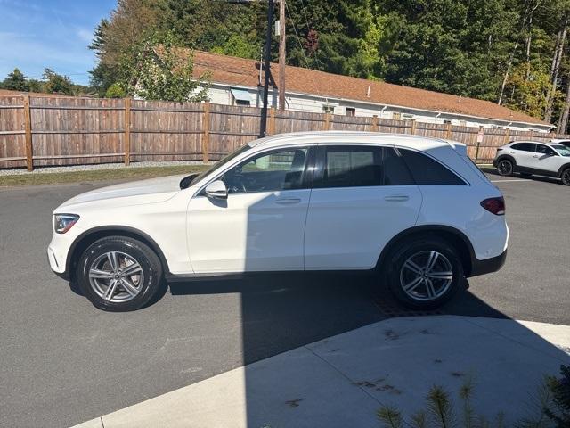 Photo of 2022 White Mercedes-Benz GLC 300