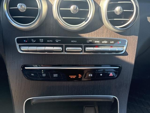 Photo of 2022 White Mercedes-Benz GLC 300