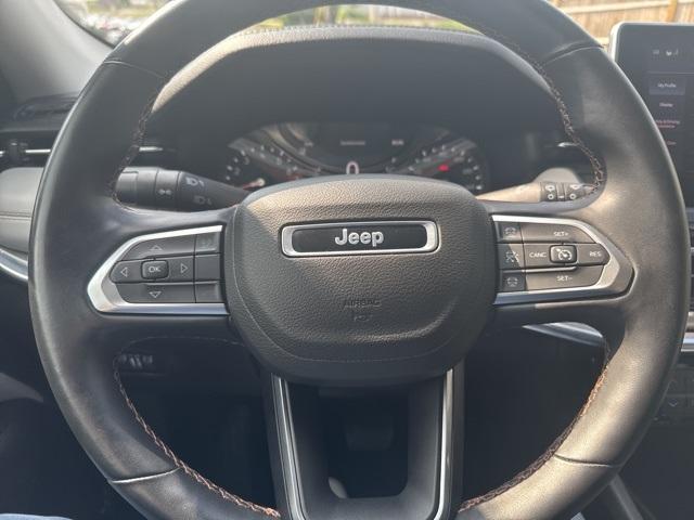 Photo of 2022 Bright White Clearcoat Jeep Compass
