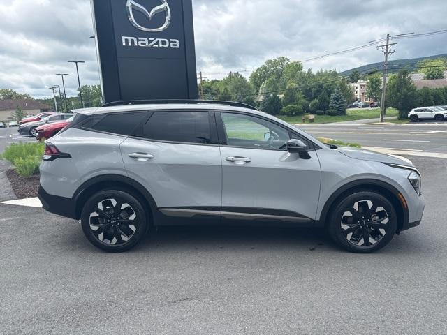 Photo of 2023 Wolf Gray Kia Sportage