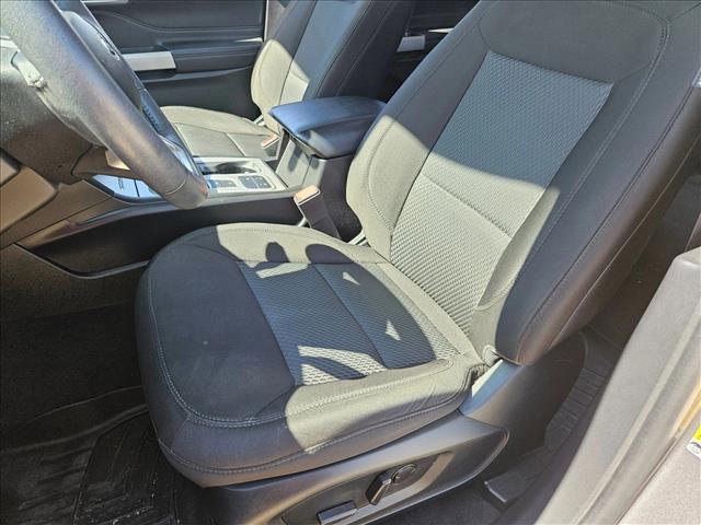 Photo of 2022 Carbonized Gray Metallic Ford Explorer