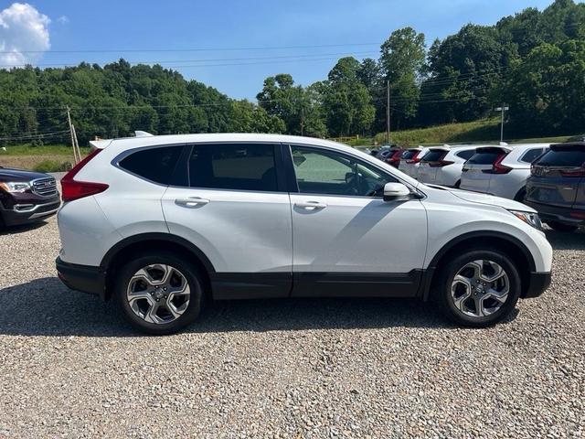 Photo of 2019 Platinum White Pearl Honda CR-V