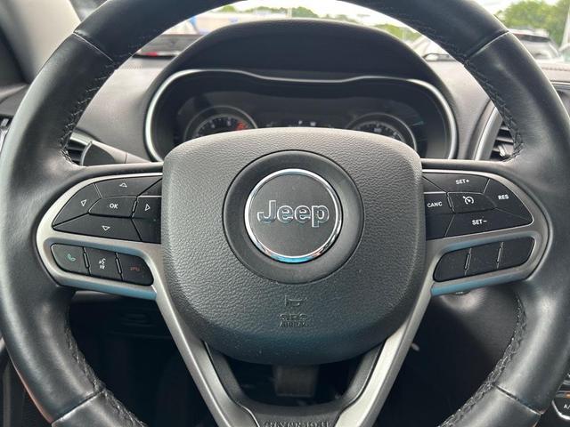 Photo of 2019 Billet Silver Metallic Clearcoat Jeep Cherokee
