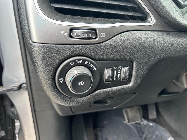 Photo of 2019 Billet Silver Metallic Clearcoat Jeep Cherokee