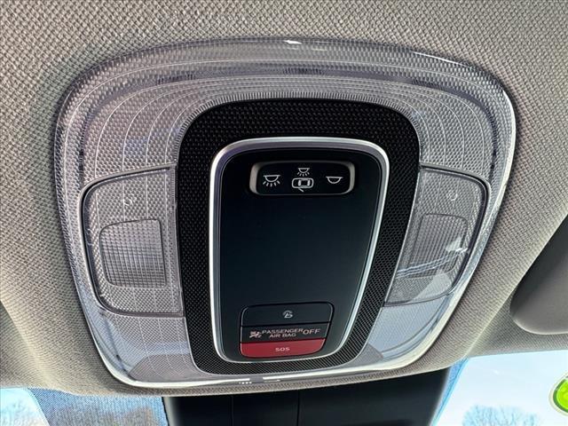 Photo of 2022 Phantom Black Hyundai ELANTRA HEV