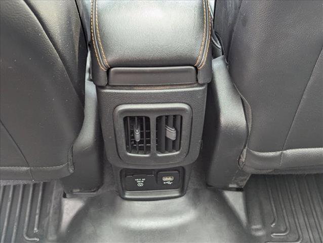 Photo of 2018 Laser Blue Pearlcoat Jeep Compass