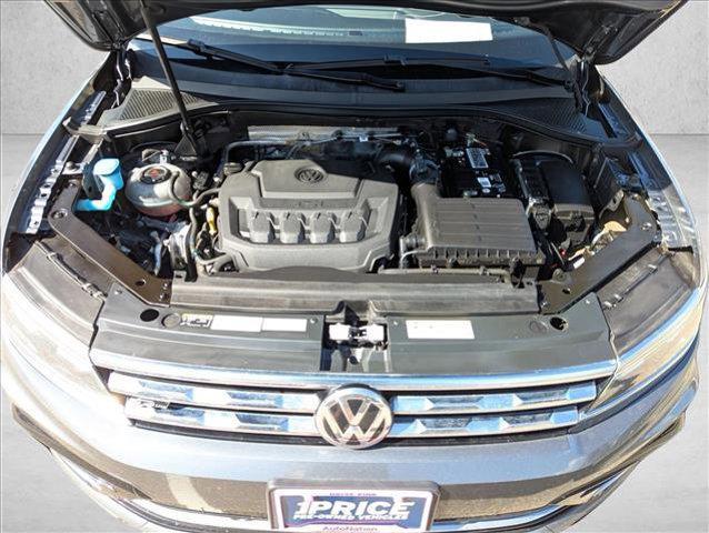 Photo of 2021 Platinum Gray Metallic Volkswagen Tiguan