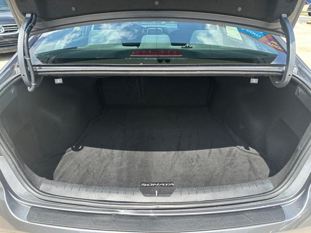 Photo of 2019 Machine Gray Hyundai SONATA