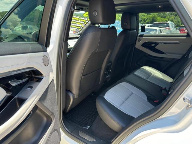 Photo of 2023 White Land Rover Range Rover Evoque