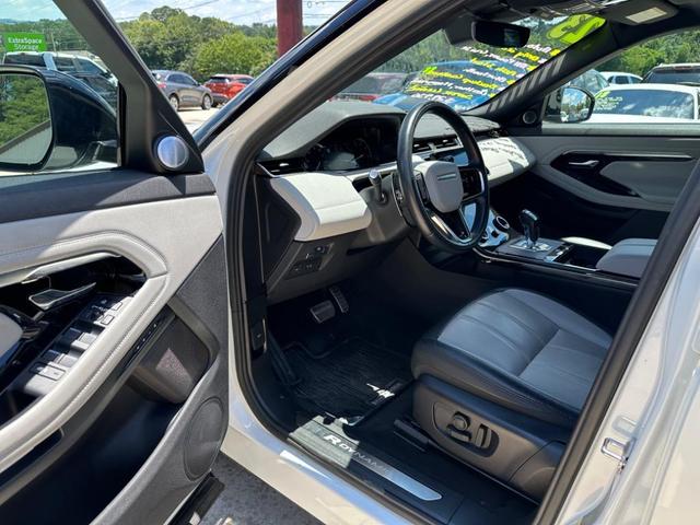 Photo of 2023 White Land Rover Range Rover Evoque