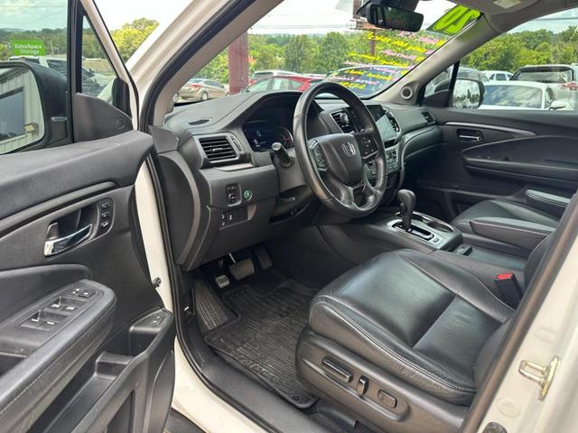 Photo of 2020 Platinum White Pearl Honda Pilot