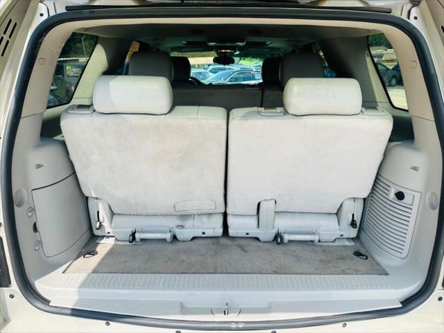 Photo of 2013 Champagne Silver Metallic Chevrolet Tahoe