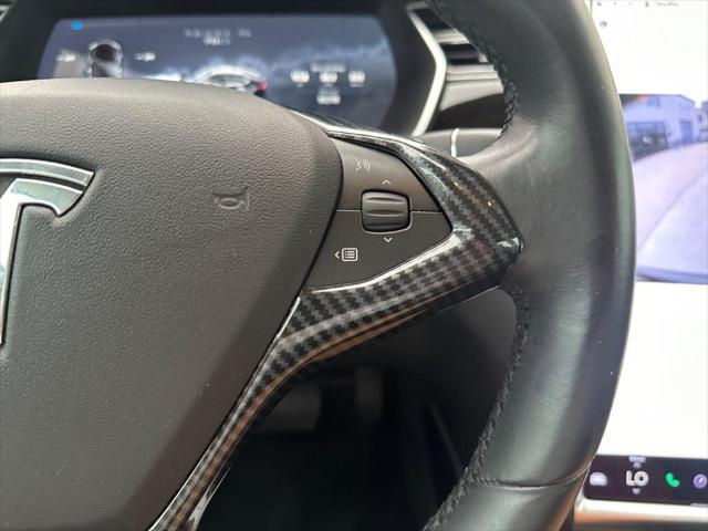 Photo of 2015 Black Tesla Model S