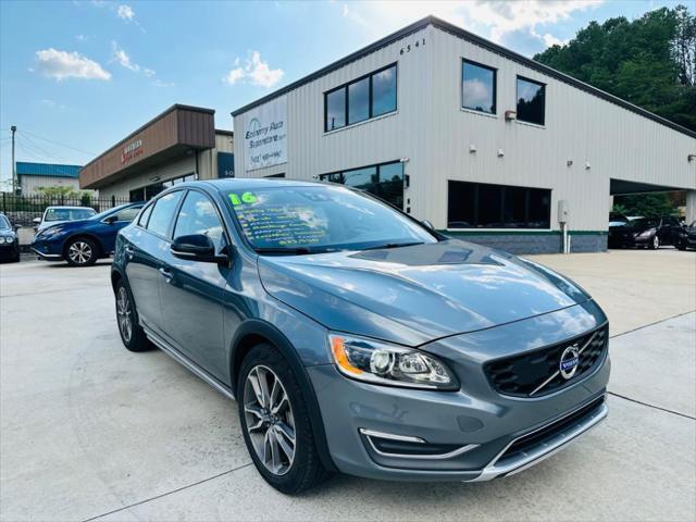 2016 Volvo S60 Cross Country