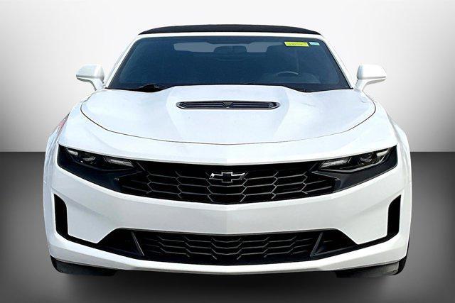 Photo of 2020 Summit White Chevrolet Camaro