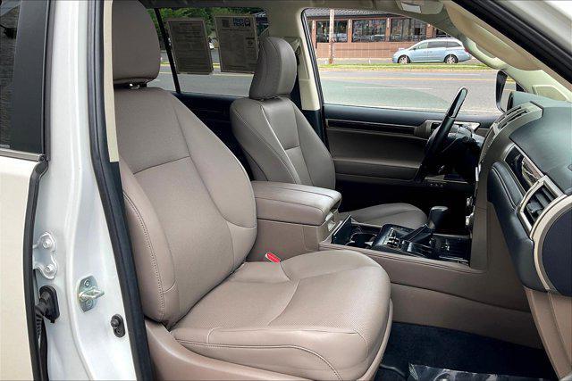Photo of 2021 Starfire Pearl Lexus GX 460
