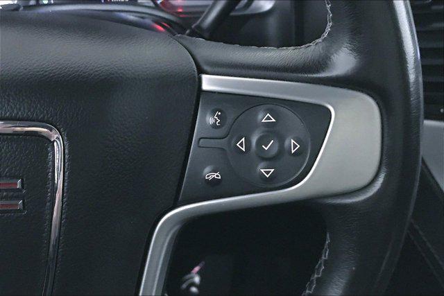 Photo of 2020 Summit White GMC Yukon