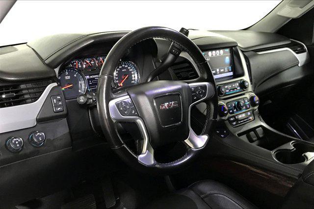 Photo of 2020 Summit White GMC Yukon