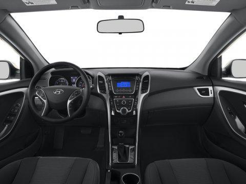 Photo of 2016 Ceramic White Hyundai Elantra GT