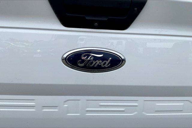 Photo of 2019 Oxford White Ford F-150