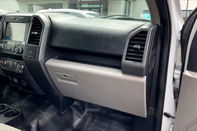 Photo of 2019 Oxford White Ford F-150