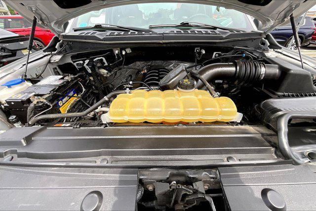 Photo of 2019 Oxford White Ford F-150