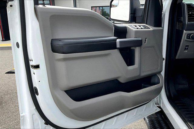 Photo of 2019 Oxford White Ford F-150